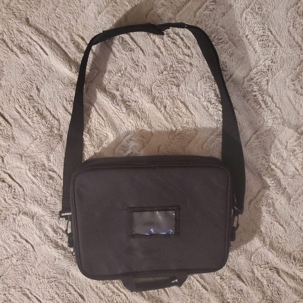 Small computer carrying case